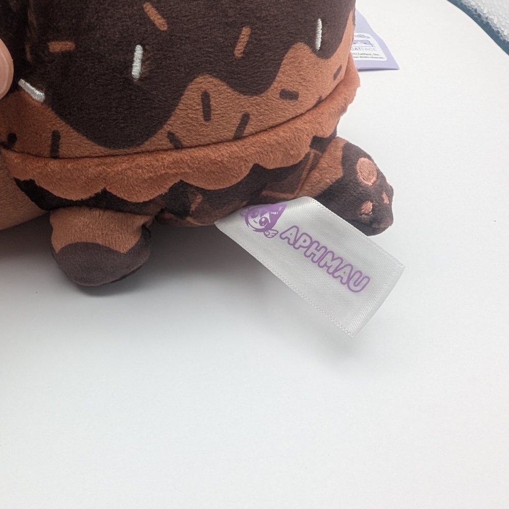 Aphmau MeeMeows 6" Mystery Plush - Chocolate Ice Cream Cat - Picture 4 of 8